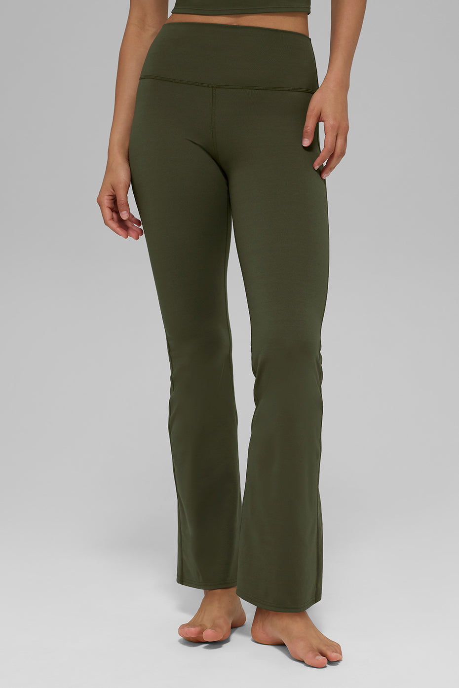 ALO Legging bootcut taille haute Softsculpt (court) - Vert olive