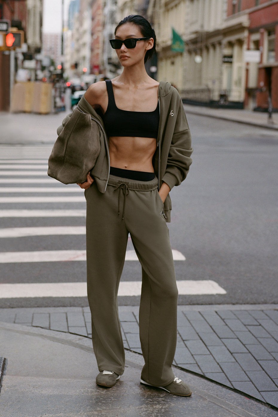 Pantalon De Survêtement Coupe Droite Accolade - Olive Tree