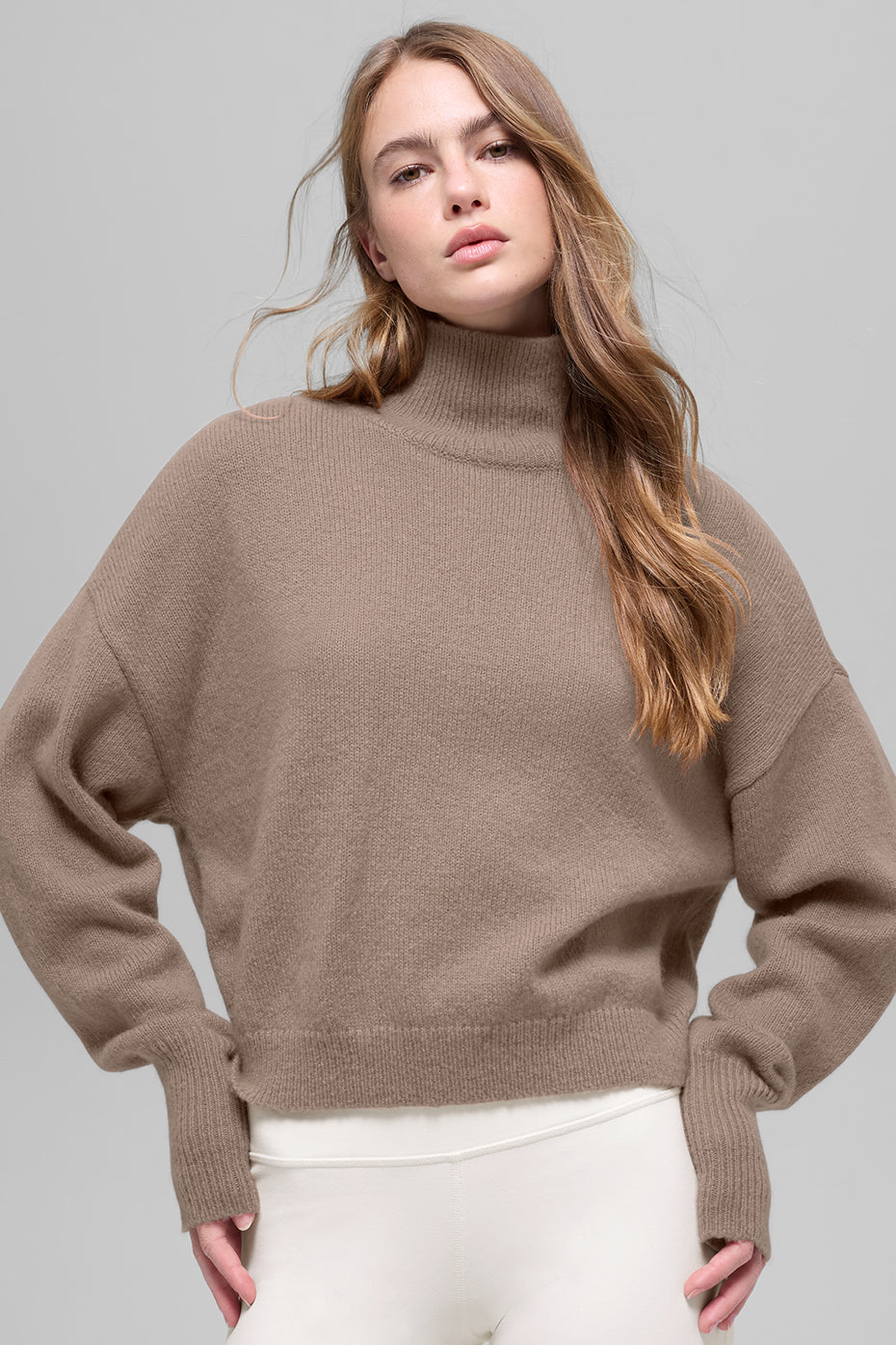 Pull Court Col Roulé En Laine Et Cachemire New Class - Chai Latte