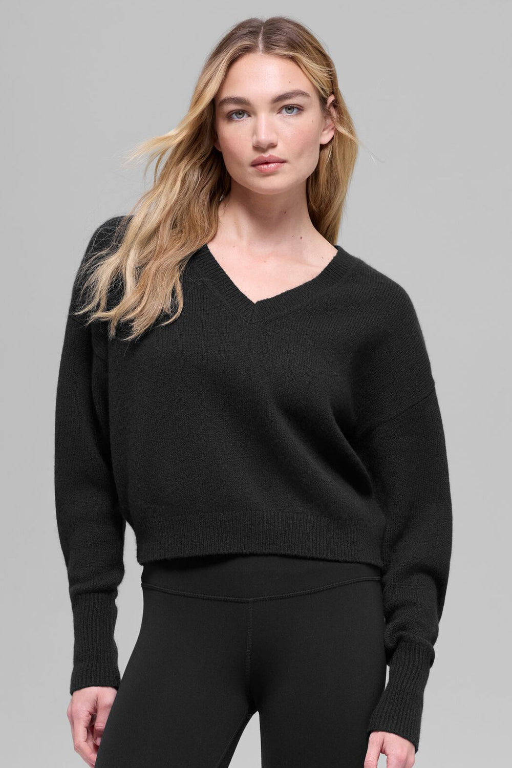 Pull Court Col V En Laine Et Cachemire New Class - Noir