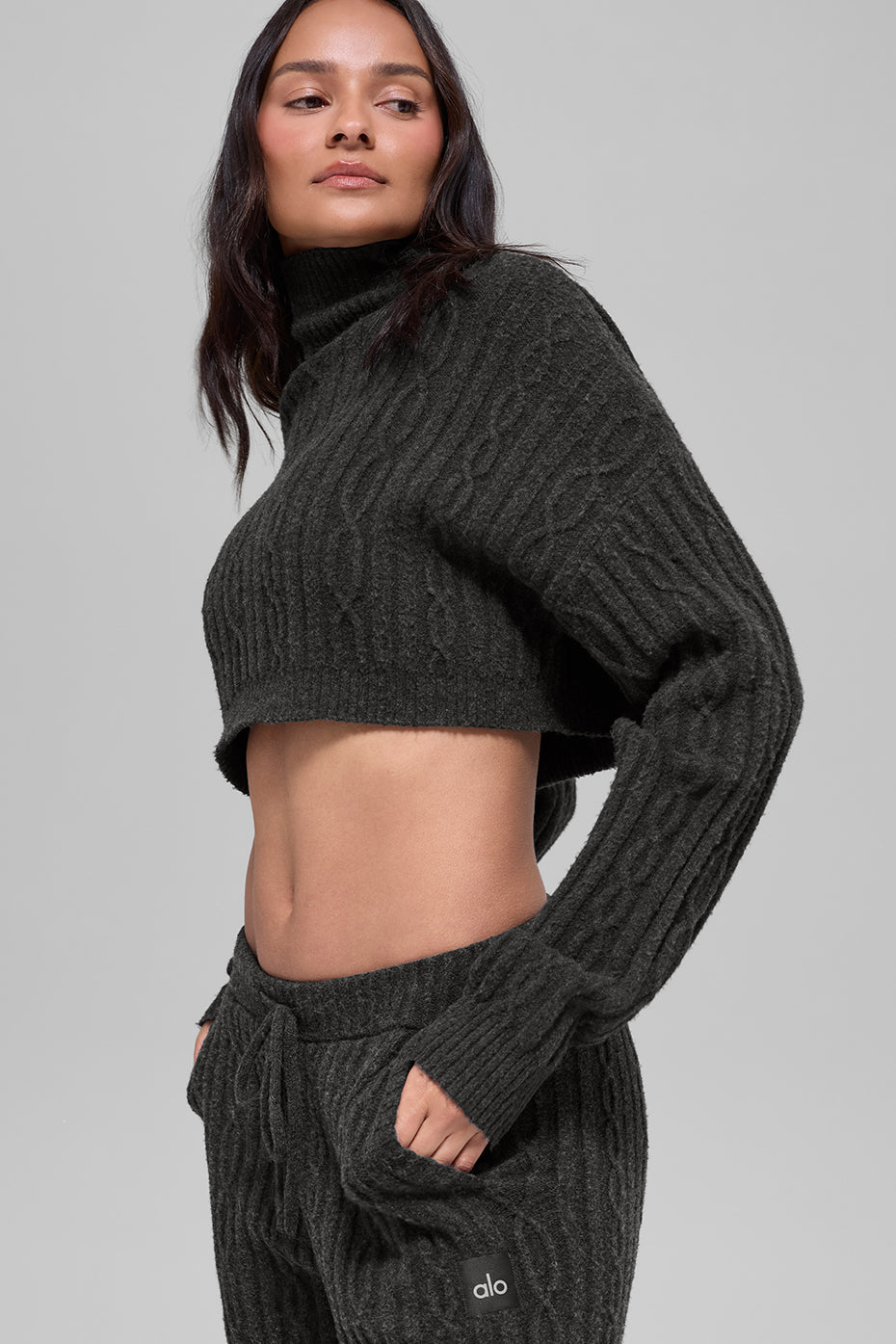 Haut Court À Col Roulé Et Manches Longues En Maille Torsadée Winter Bliss - Dark Heather Grey