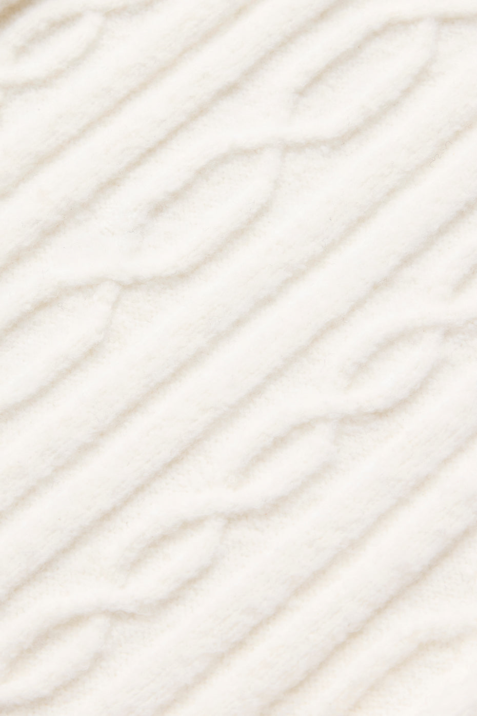 Haut Court À Col Roulé Et Manches Longues En Maille Torsadée Winter Bliss - Ivory