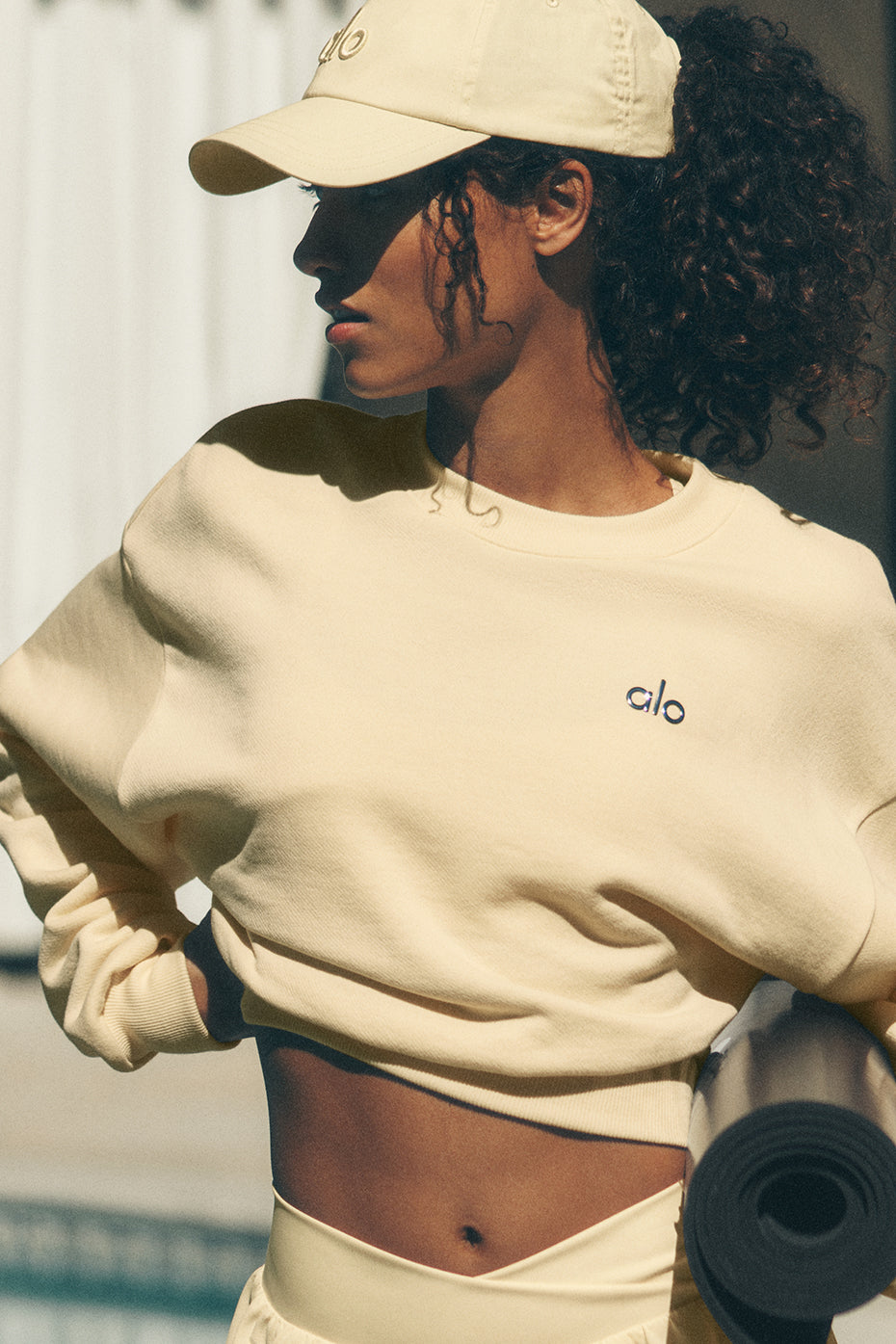 Pull Court Col Ras-Du-Cou Accolade - Candlelight Yellow