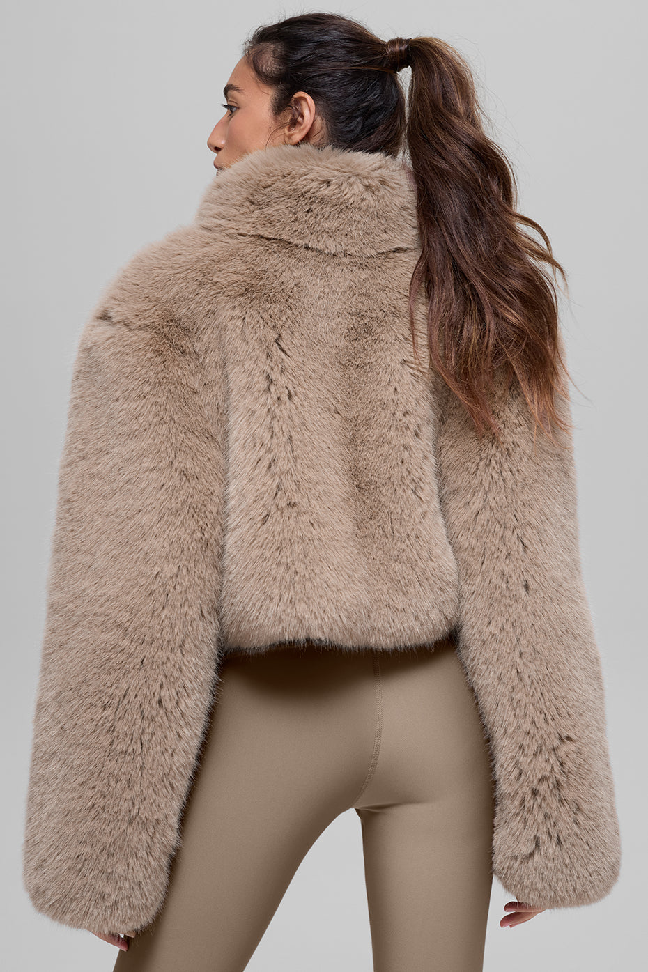 Veste Courte Fausse Fourrure Opulent - Oat