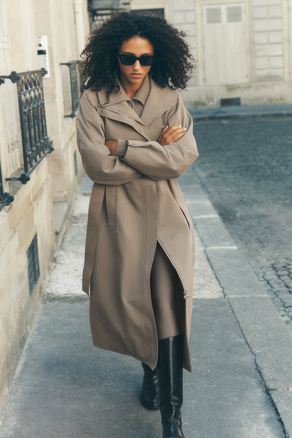 Trench-Coat Journey - Light Cocoa