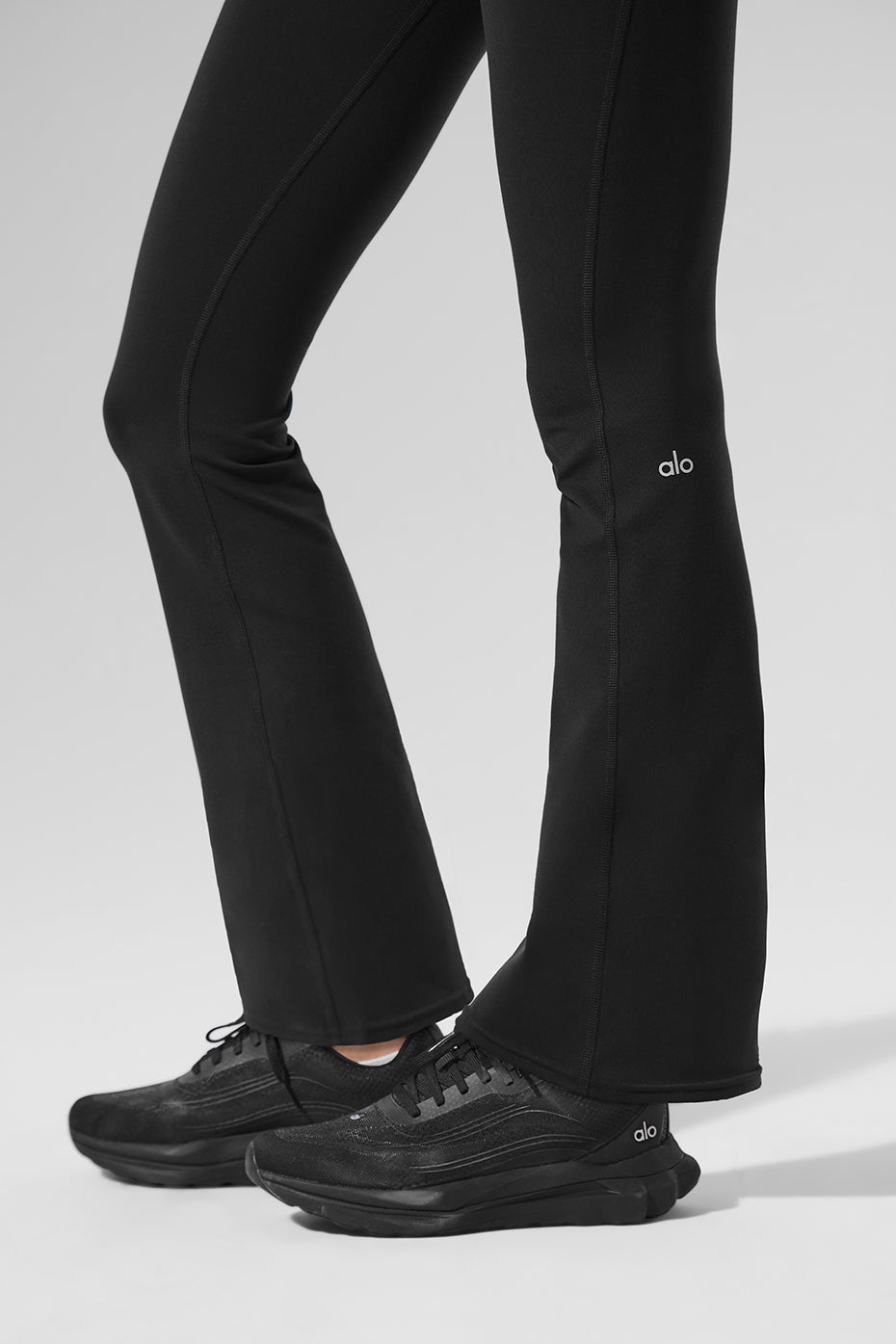 Airbrush Legging Bootcut taille haute (court) - Noir