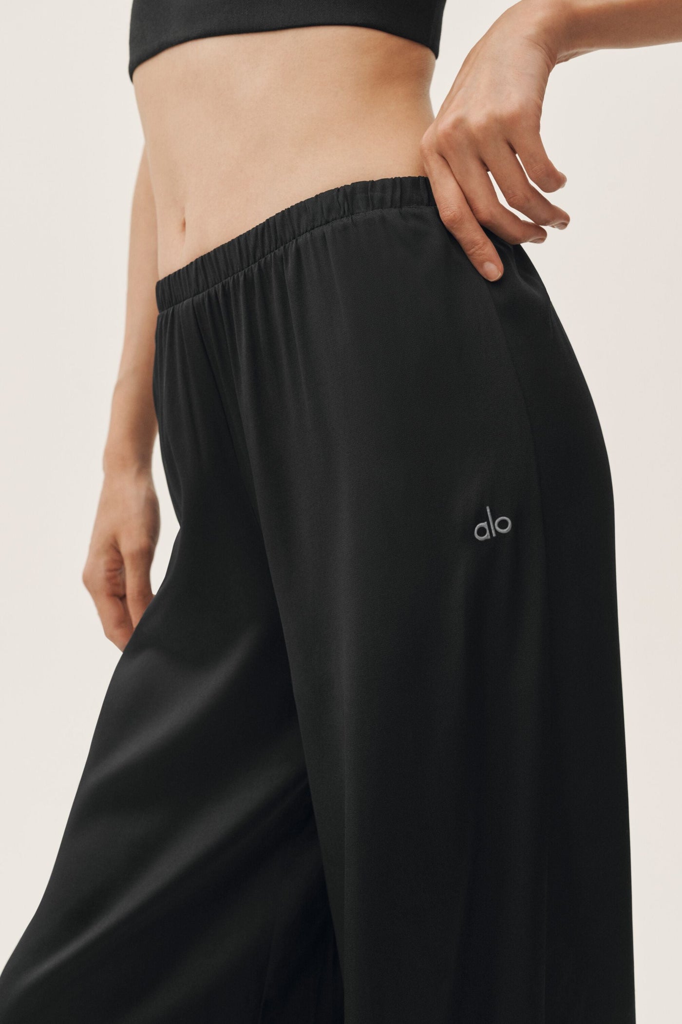 Pantalon Taille Haute En Soie Mélangée Radiance - Noir