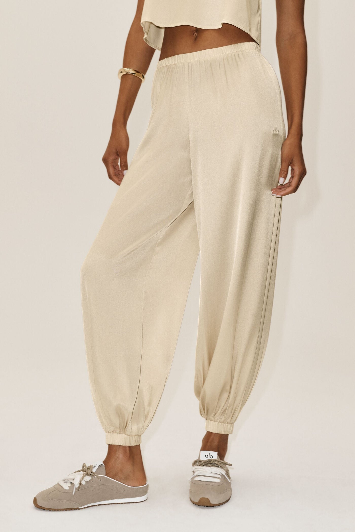 Pantalon Taille Haute En Soie Mélangée Radiance - Sandy Beige