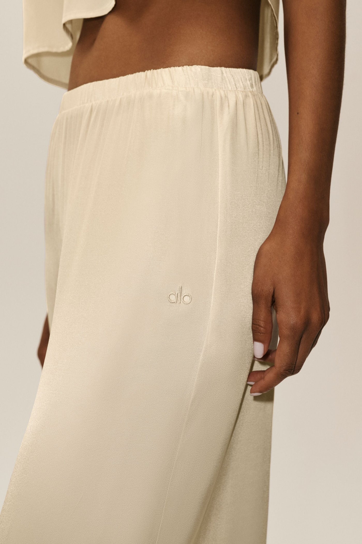 Pantalon Taille Haute En Soie Mélangée Radiance - Sandy Beige