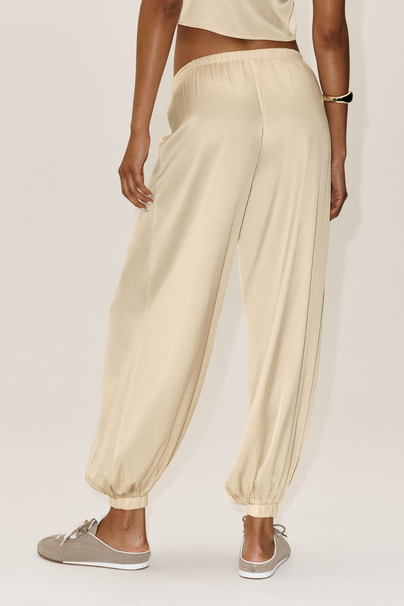 Pantalon Taille Haute En Soie Mélangée Radiance - Sandy Beige