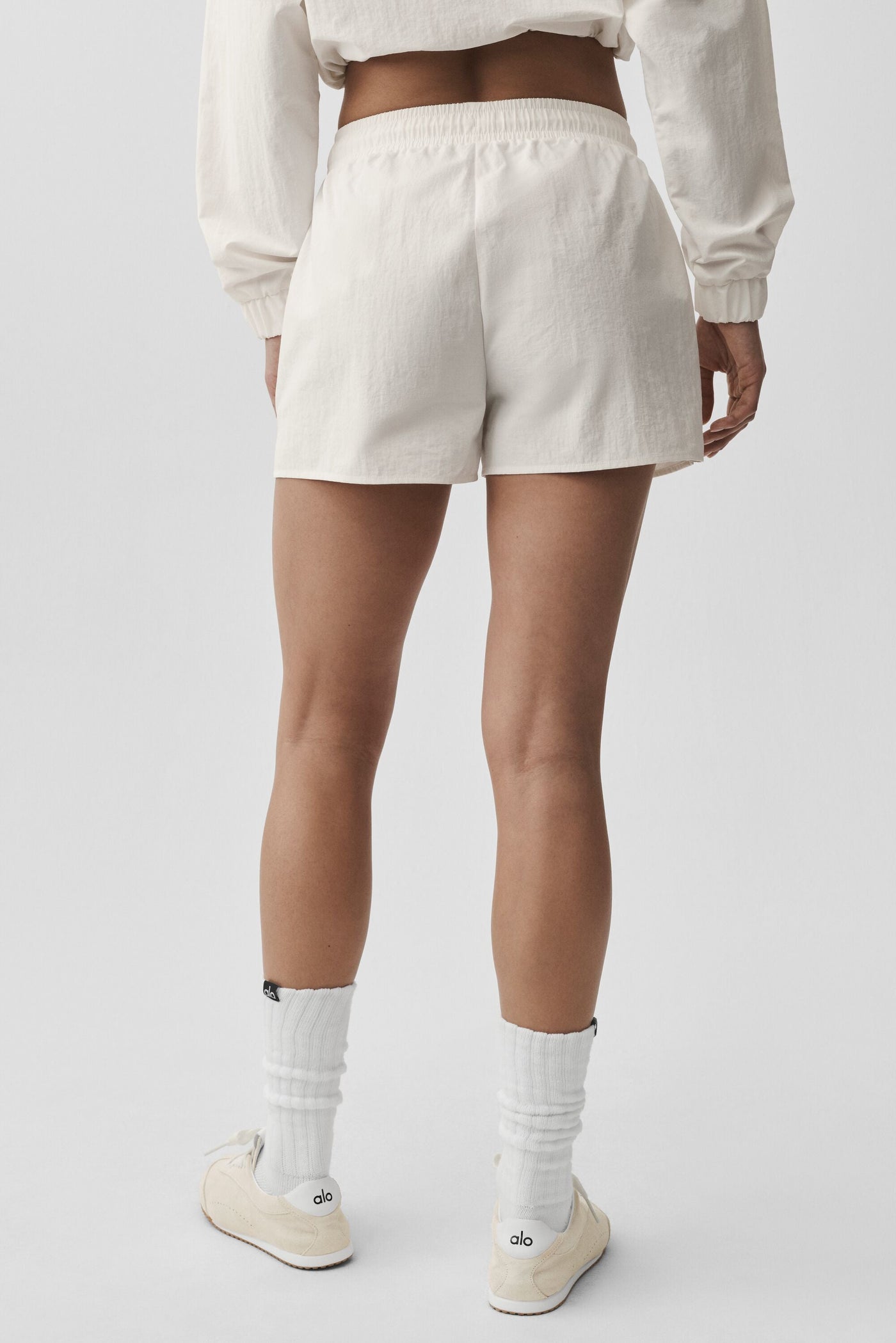 Short Alumni - Ivory
