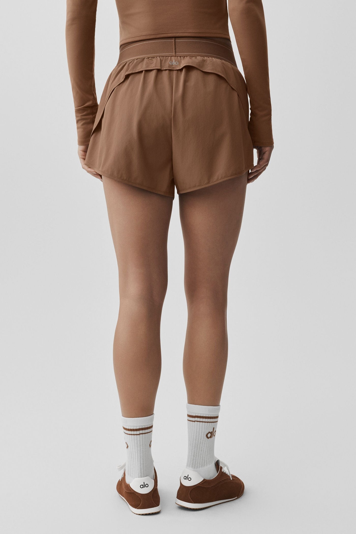 Short Match Point - Sun Kissed Brown