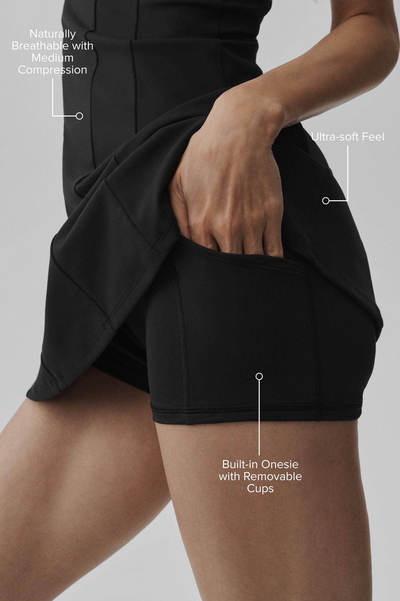 ALO  Robe de tennis Softsculpt Desire - Noire